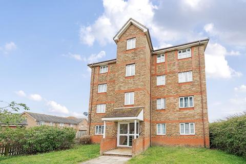 12 Sunningdale Close, London, SE28 8QR