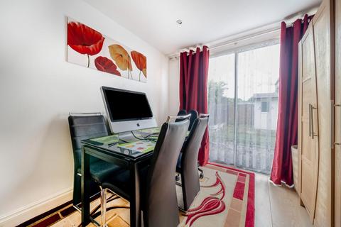 15 Littlemore Road, London, SE2 9DG