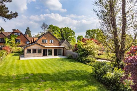 6 bedroom house for sale, Plawhatch Lane, Sharpthorne, East Grinstead