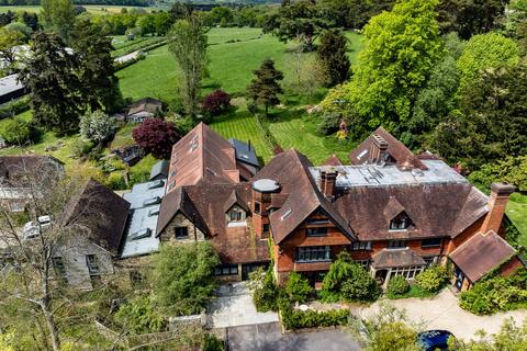 6 bedroom house for sale, Plawhatch Lane, Sharpthorne, East Grinstead