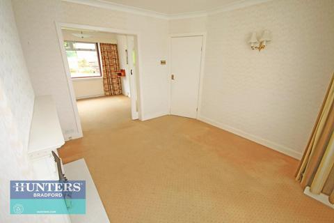 3 bedroom semi-detached house for sale, Bronshill Grove Allerton, Bradford, West Yorkshire, BD15 7AJ