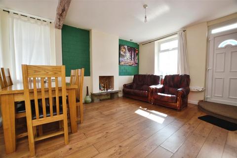 2 bedroom property for sale, High Street, Burringham