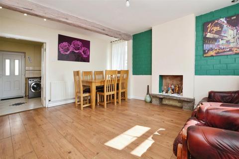 2 bedroom property for sale, High Street, Burringham