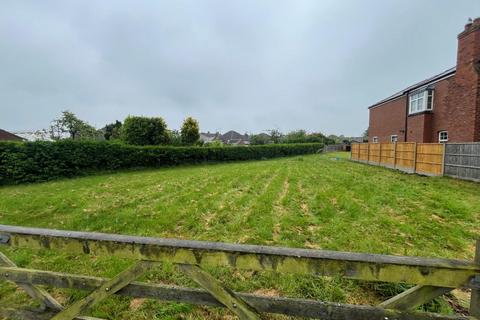 Land for sale, Willingham Road, Knaith Park, Gainsborough
