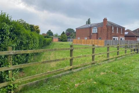 Land for sale, Willingham Road, Knaith Park, Gainsborough