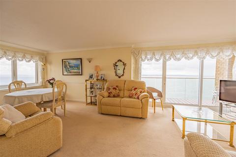 2 bedroom apartment for sale, Overcliff, Manor Road, Westcliff-On-Sea