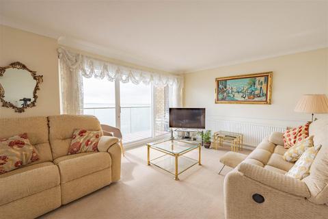 2 bedroom apartment for sale, MANOR ROAD, Westcliff-On-Sea