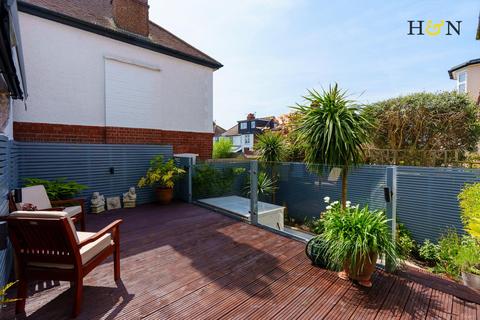 4 bedroom flat for sale, New Church Road, Hove BN3
