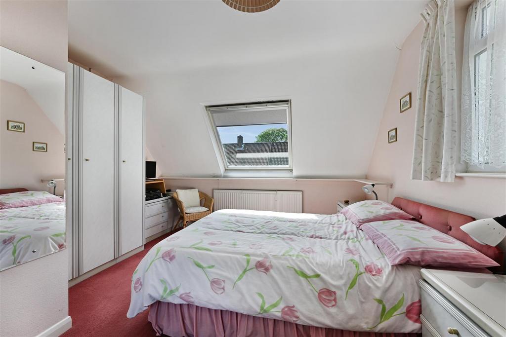 THORNFIELD ROAD, 4-15.jpg