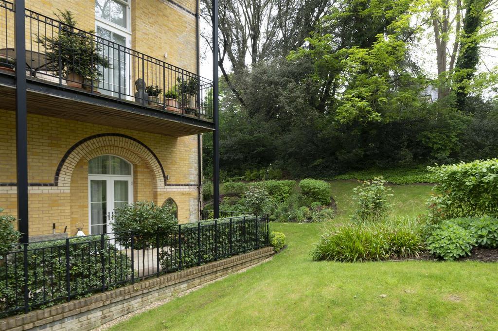 27 Atkinson House,5.jpg