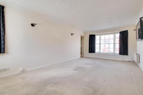 2 bedroom flat for sale, Mill House Gardens, Worthing