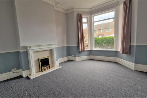 2 bedroom flat for sale, Cliff Road, Hornsea