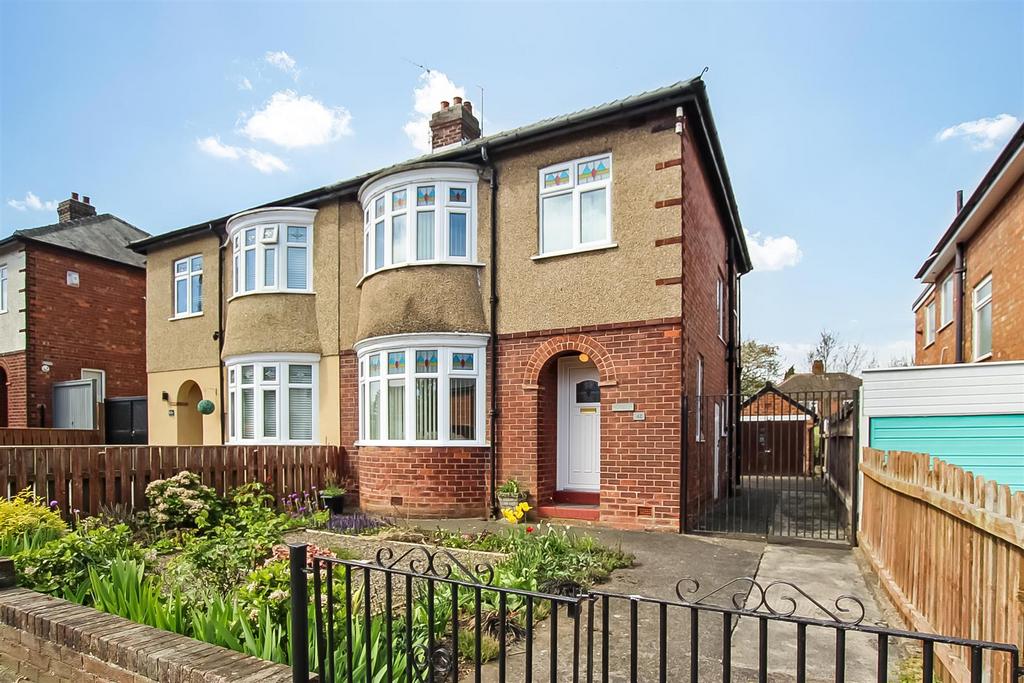 Swaledale Avenue, Darlington 3 bed semidetached house for sale £200,000