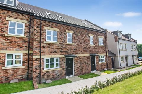 3 bedroom terraced house for sale, Middleton Road, Sadberge, Darlington