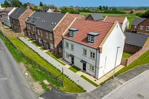 3 bedroom terraced house for sale, Middleton Road, Sadberge, Darlington