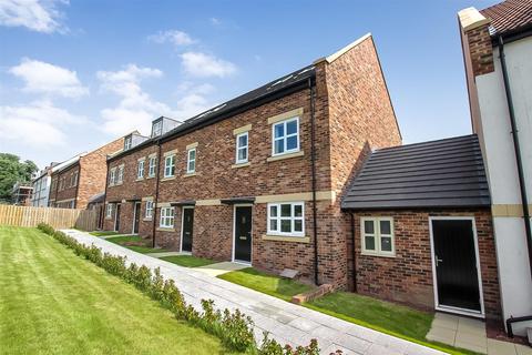 3 bedroom terraced house for sale, Middleton Road, Sadberge, Darlington