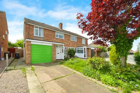 3 bedroom semi-detached house for sale, Glebe Road, Stratford-upon-Avon