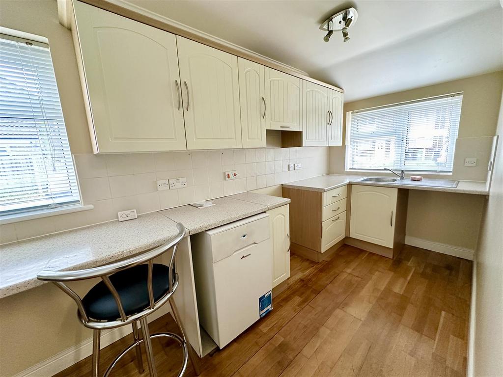Dual aspect kitchen.JPEG