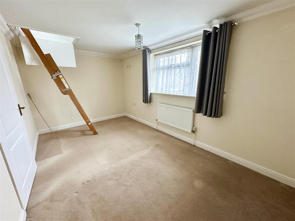 Bedroom one.JPEG