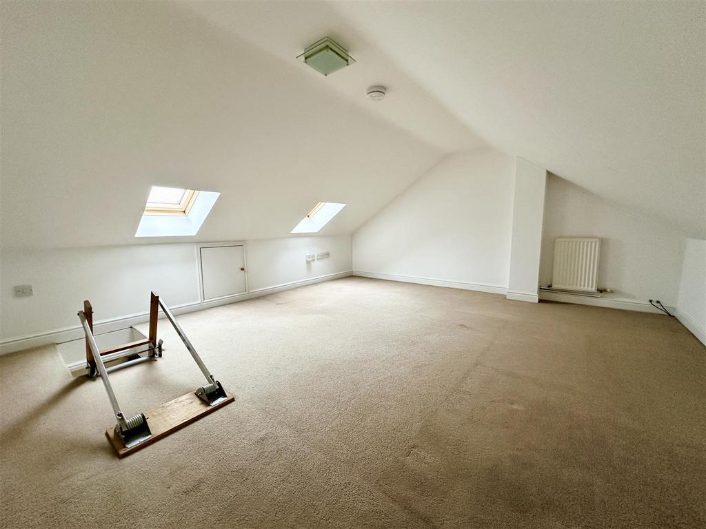 Loft room.JPEG