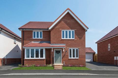4 bedroom detached house for sale, Plot 104 at Bloor Homes at Long Melford, Station Road CO10