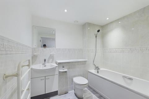 2 bedroom flat for sale, West Point, 58 West Street, City Centre, Sheffield, S1