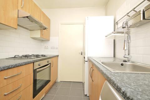 1 bedroom apartment to rent, Balfour Road, Ilford, IG1