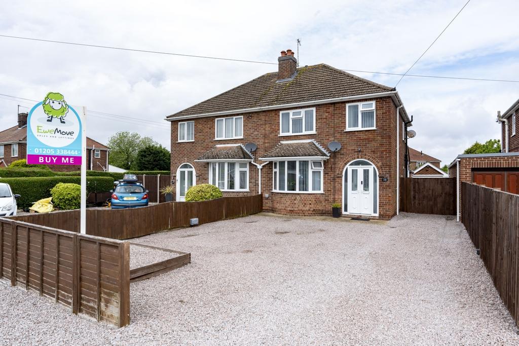 TYTTON LANE EAST, WYBERTON, BOSTON... 3 bed semidetached house for
