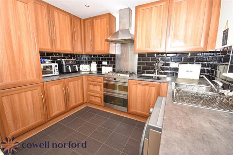 4 bedroom detached house for sale, Castleton, Rochdale OL11