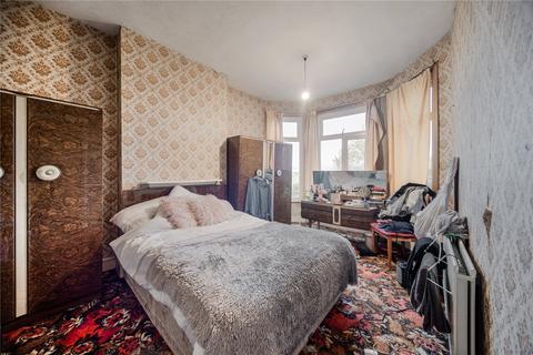 4 bedroom terraced house for sale, Woodside Road, London, N22