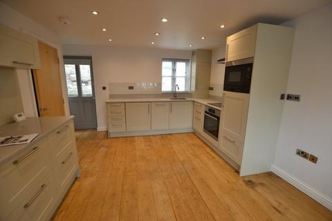 1 bedroom semi-detached house to rent, North Street, Stamford, PE9