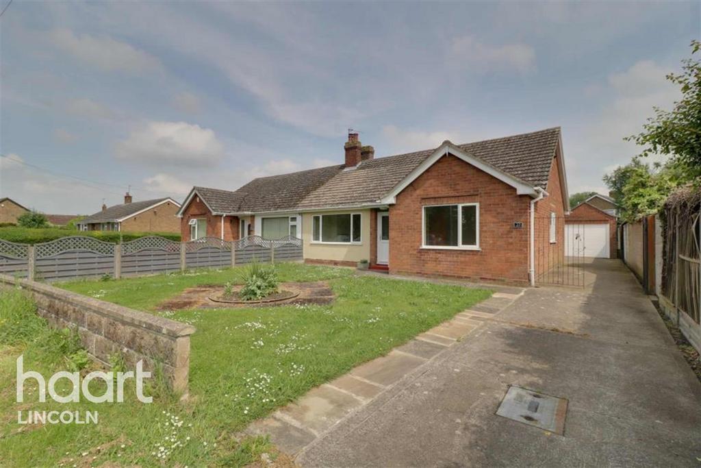 Sykes Lane, Saxilby 3 bed semidetached house to rent £1,150 pcm (£265 pw)
