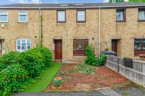 5 bedroom terraced house for sale, Linnett Close, E4