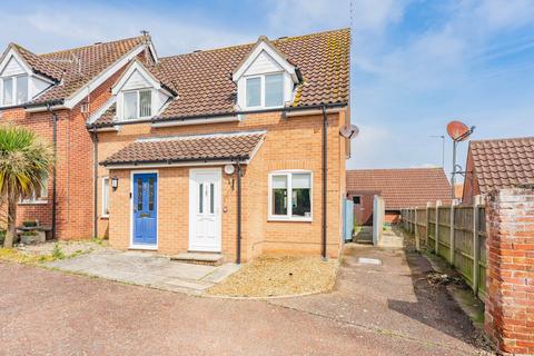 2 bedroom semi-detached house for sale, Stonemasons Court, Acle