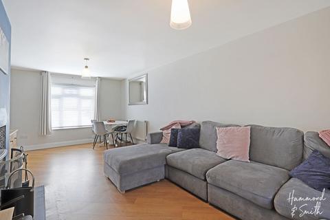 66 Shaftesbury Road, Epping, CM16 5BJ