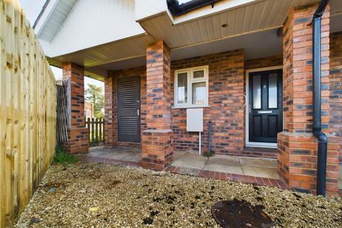 1 bedroom terraced bungalow for sale, Graftonbury Mews, Hereford HR2