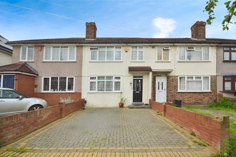 3 bedroom terraced house to rent, Northwood Avenue, Hornchurch, Essex, RM12