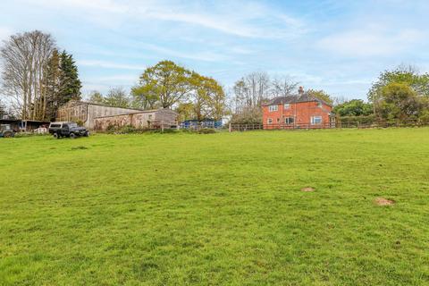 4 bedroom farm house for sale, Cripps Corner Road, Staplecross, TN32