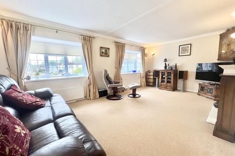 2 bedroom park home for sale, Old Bridge Road, Iford Bournemouth BH6 5RQ