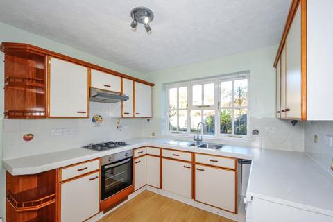 4 bedroom detached house for sale, Bracknell,  Berkshire,  RG42