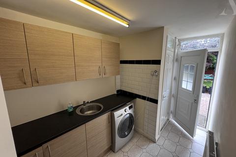 49 Burnaston Road, Hall Green, Birmingham, B28 8DH