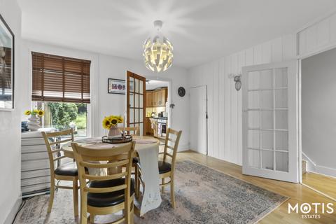 2 bedroom house for sale, Woodnesborough Road, Sandwich, CT13