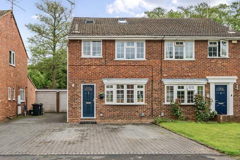 36 Gresham Way, Frimley Green, Camberley, GU16 6LZ