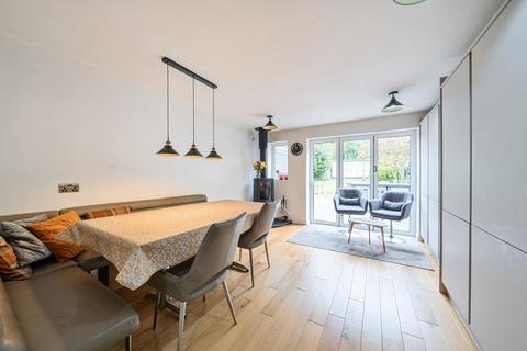 36 Gresham Way, Frimley Green, Camberley, GU16 6LZ