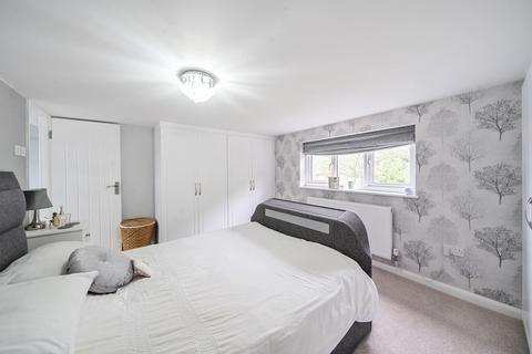 36 Gresham Way, Frimley Green, Camberley, GU16 6LZ