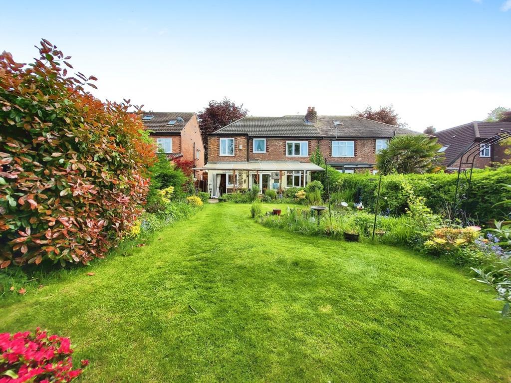 Ridgeway Road, Timperley, Altrincham... 4 bed semidetached house for