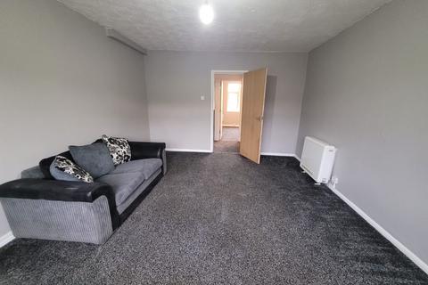 1 bedroom flat to rent, 47a Braithwaite Avenue, Keighley, BD22 6ET, BD22