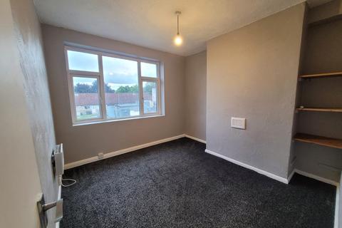 1 bedroom flat to rent, 47a Braithwaite Avenue, Keighley, BD22 6ET, BD22