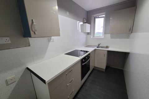 1 bedroom flat to rent, 47a Braithwaite Avenue, Keighley, BD22 6ET, BD22