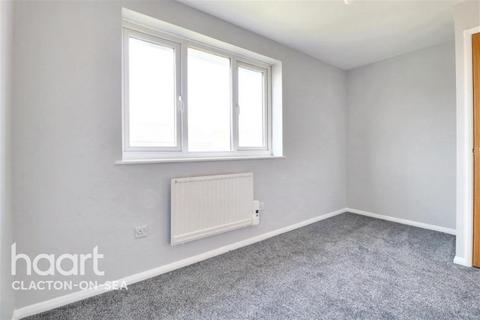2 bedroom terraced house to rent, Coulsdon Close